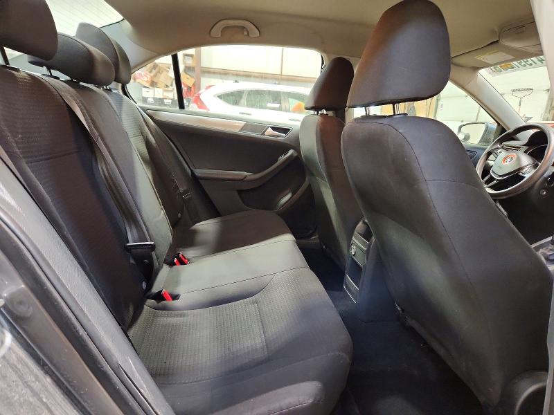 41997336 :رقم المزاد ، 3VW2K7AJ4FM340645 vin ، 2015 Volkswagen Jetta مزاد بيع