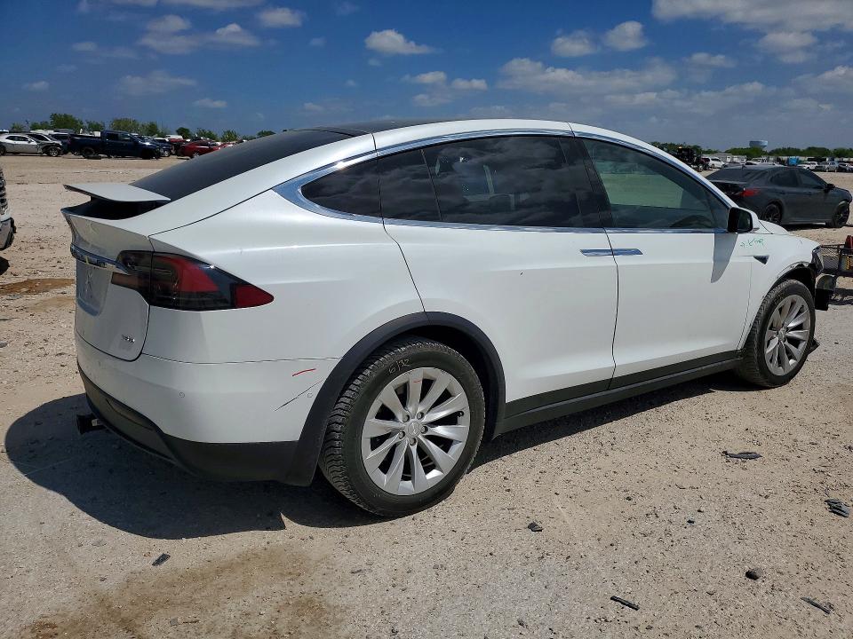 Aukcja sprzedaży 2018 Tesla Model X, vin: 5YJXCAE2XJF113396, numer aukcji: 47753546