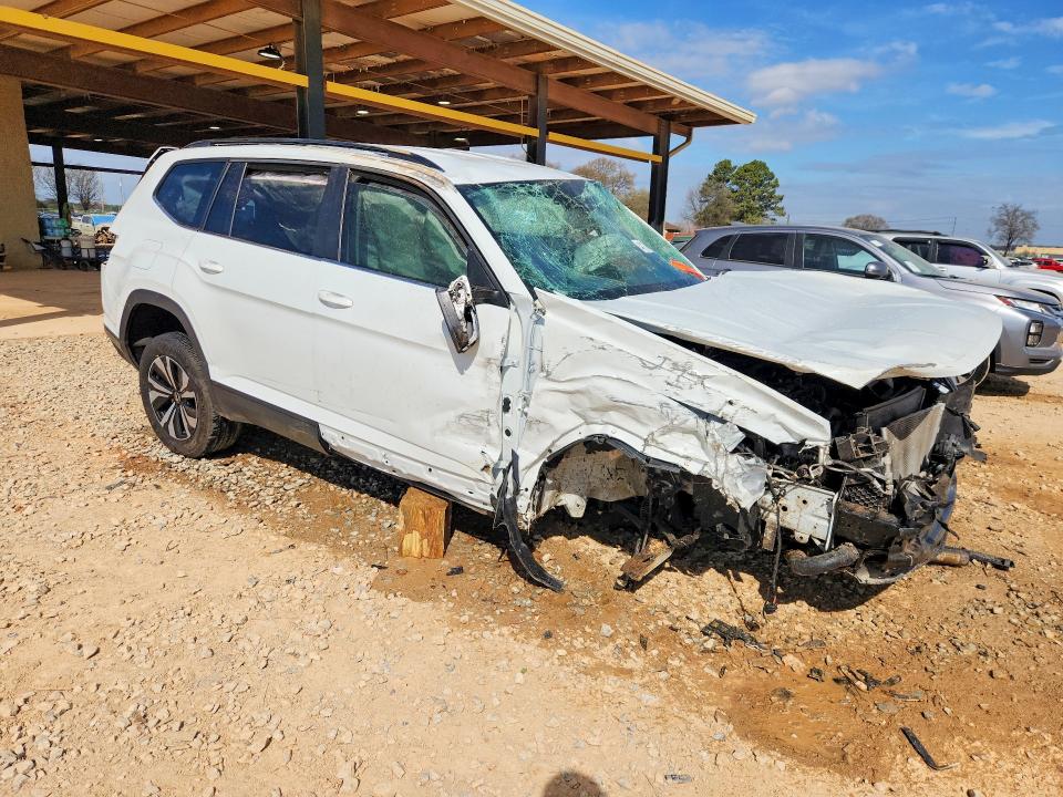 2024 Volkswagen Atlas მანქანა იყიდება აუქციონზე, vin: 1V2DR2CA1RC587097, აუქციონის ნომერი: 41736816