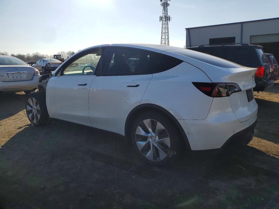 Продаж на аукціоні авто 2021 Tesla Model Y, vin: 5YJYGAEE0MF145541, номер лоту: 45443836