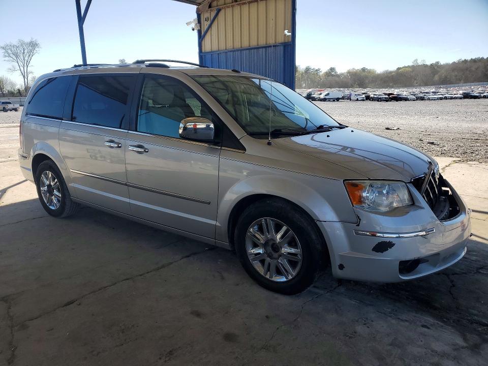 2010 Chrysler Town & Country მანქანა იყიდება აუქციონზე, vin: 2A4RR6DX0AR253540, აუქციონის ნომერი: 45949736