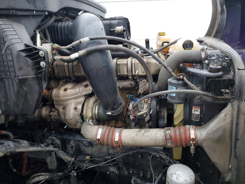 Продаж на аукціоні авто 2019 Freightliner Cascadia 126, vin: 3AKJHHDR4KSKJ6713, номер лоту: 77283735