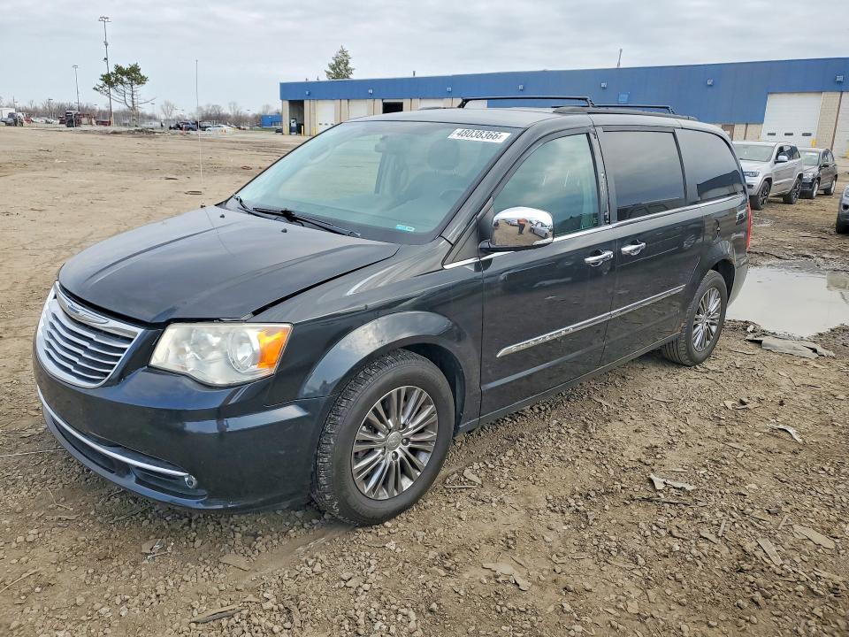 48038366 :رقم المزاد ، 2C4RC1CG5DR796690 vin ، 2013 Chrysler Town & Country مزاد بيع