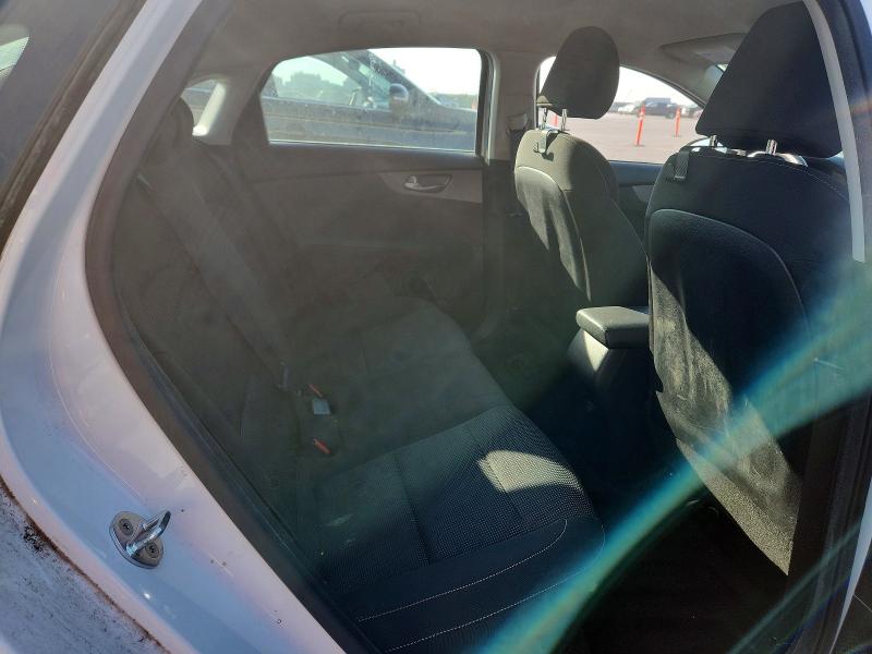 47213746 :رقم المزاد ، 3KPF24AD7KE099729 vin ، 2019 Kia Forte مزاد بيع