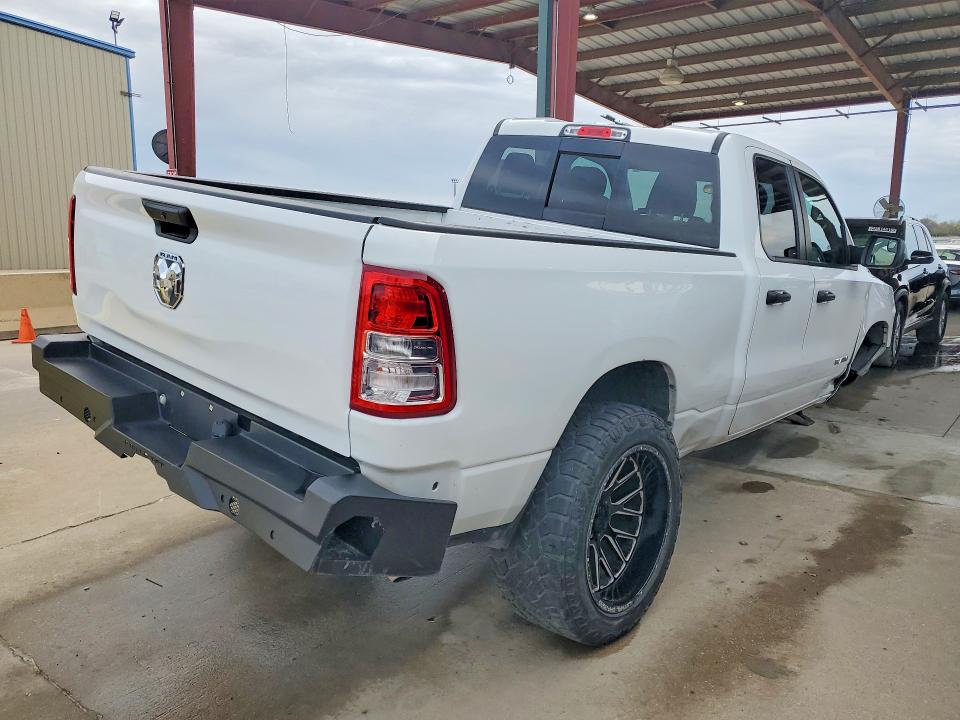 45554236 :رقم المزاد ، 1C6RRECT1KN805941 vin ، 2019 Ram 1500 مزاد بيع