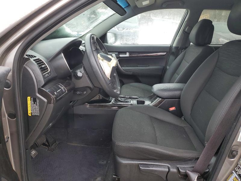 41898376 :رقم المزاد ، 5XYKT3A68FG575034 vin ، 2015 Kia Sorento مزاد بيع