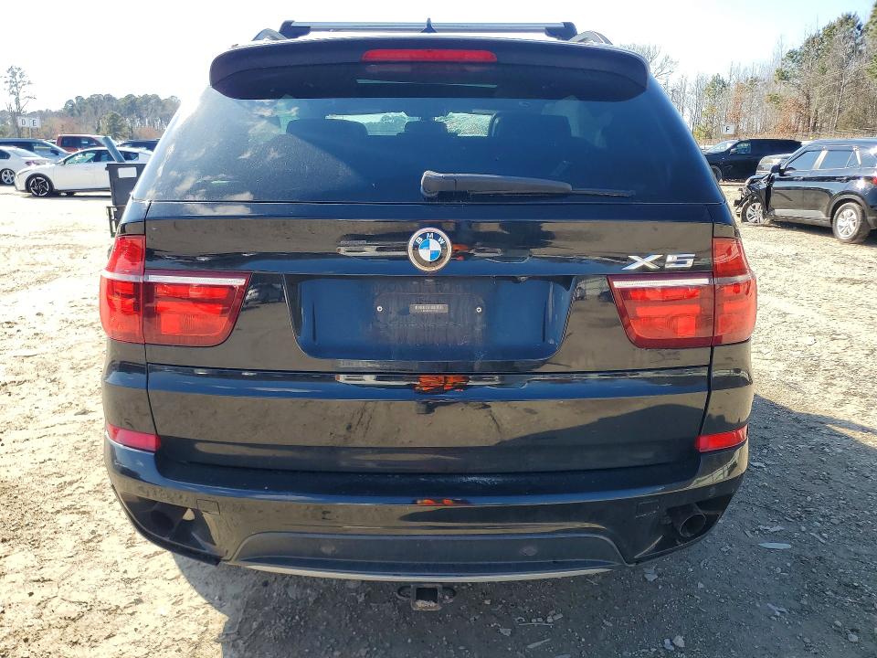 45514806 :رقم المزاد ، 5UXZV4C57D0E11572 vin ، 2013 Bmw X5 مزاد بيع