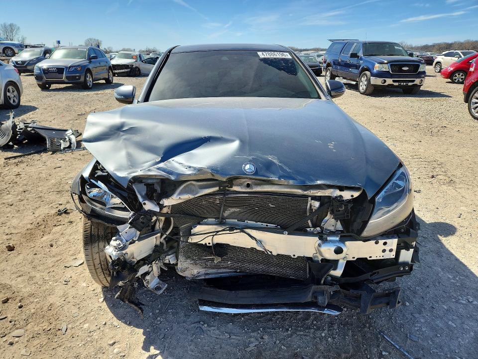 47886196 :رقم المزاد ، 55SWF4KB8HU197509 vin ، 2017 Mercedes-benz C مزاد بيع
