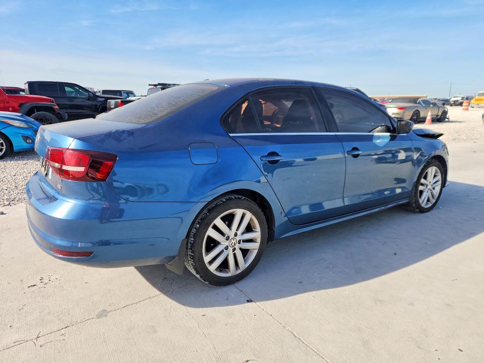 2017 Volkswagen Jetta მანქანა იყიდება აუქციონზე, vin: 3VW167AJ2HM357334, აუქციონის ნომერი: 46562356