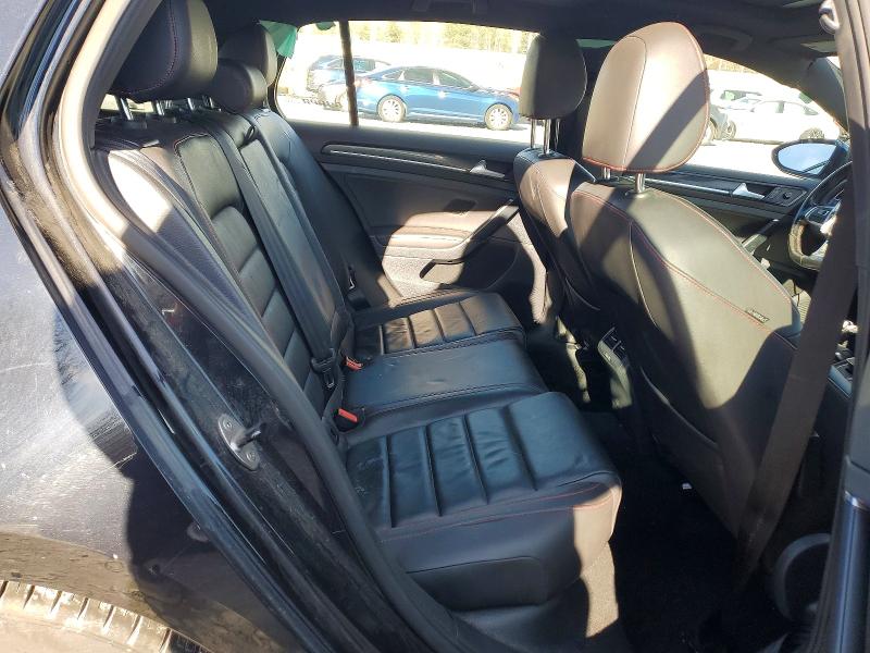 Продажа на аукционе авто 2015 Volkswagen Gti, vin: 3VW4T7AU8FM012984, номер лота: 45509956