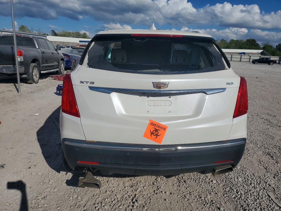 48263186 :رقم المزاد ، 1GYKNCRS1HZ102036 vin ، 2017 Cadillac Xt5 مزاد بيع