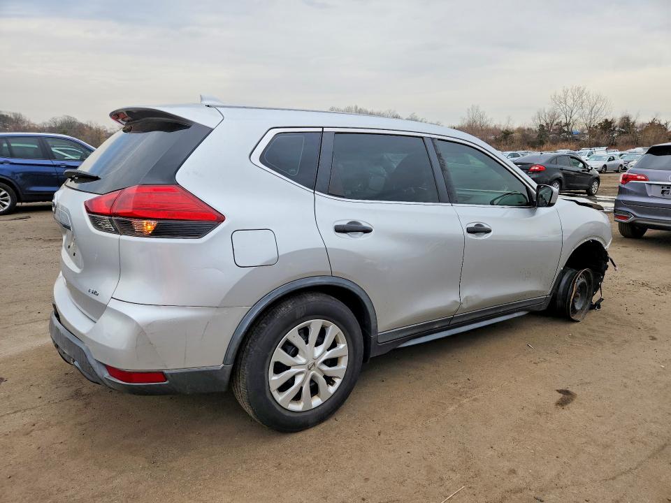 Продажа на аукционе авто 2017 Nissan Rogue, vin: KNMAT2MVXHP602257, номер лота: 47636356