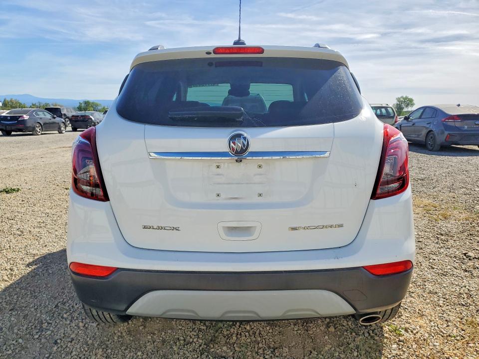47770496 :رقم المزاد ، KL4CJASB7JB614350 vin ، 2018 Buick Encore مزاد بيع