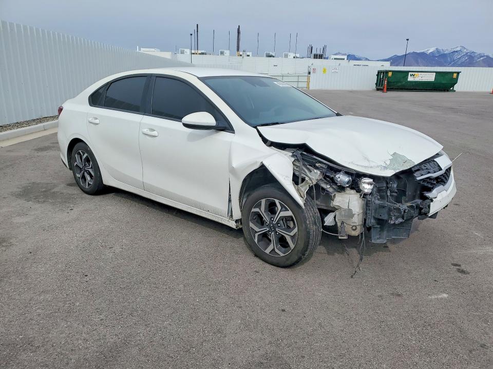 2019 Kia Forte მანქანა იყიდება აუქციონზე, vin: 3KPF24AD3KE089313, აუქციონის ნომერი: 42006436
