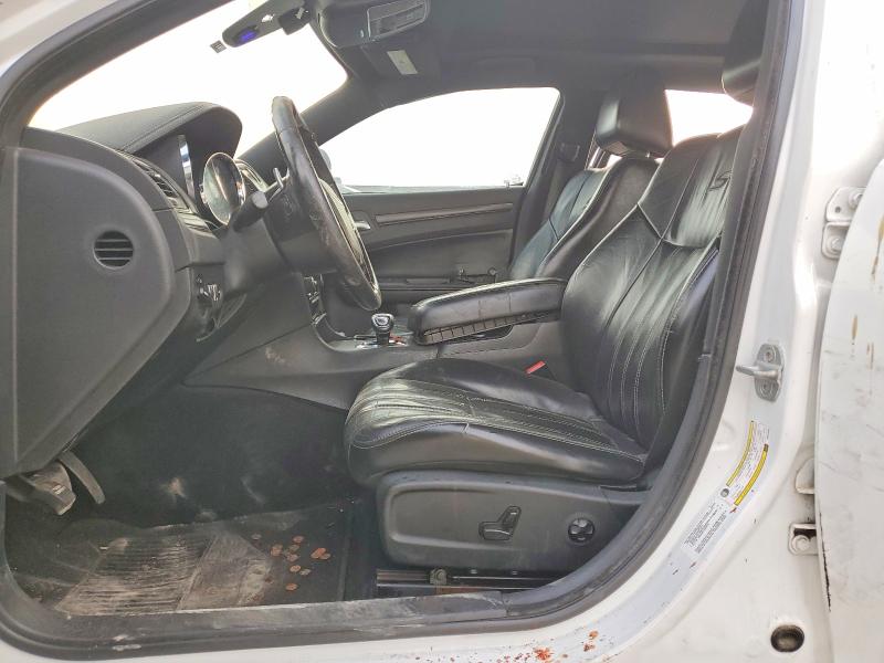 2013 Chrysler 300 მანქანა იყიდება აუქციონზე, vin: 2C3CCABG3DH551548, აუქციონის ნომერი: 47460236