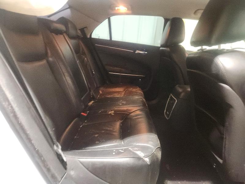 Auction sale of the 2018 Chrysler 300, vin: 2C3CCAKG4JH165295, lot number: 79795185