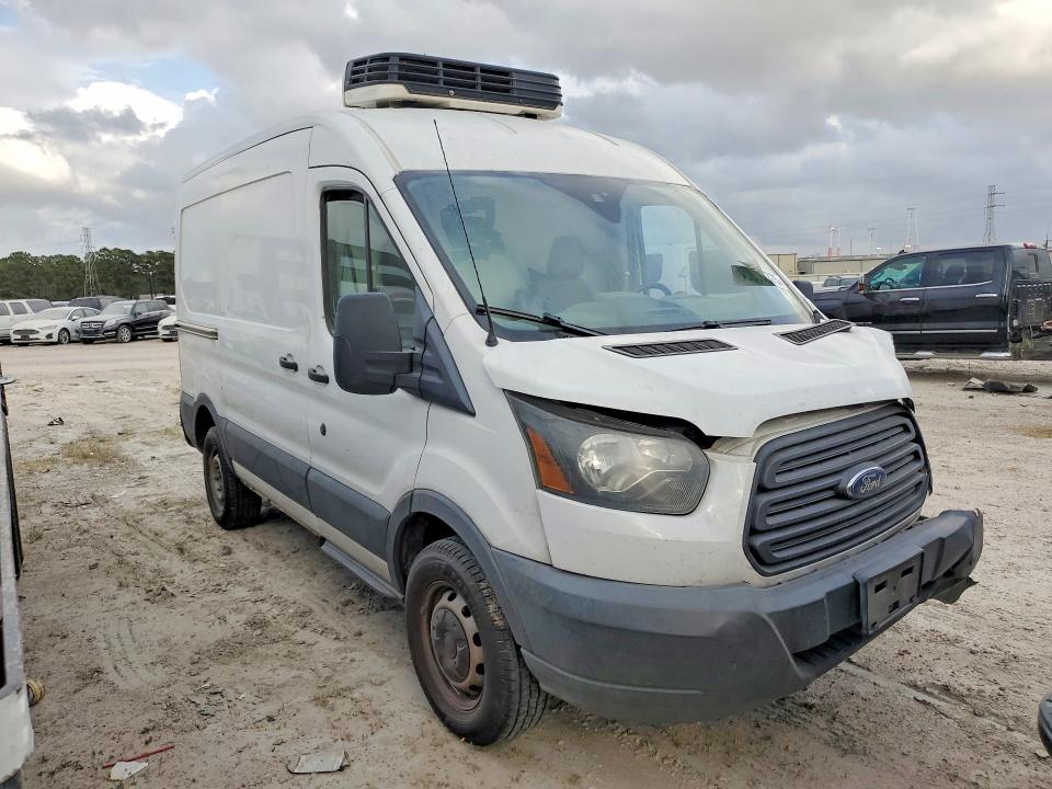 79937375 :رقم المزاد ، 1FTYR1CMXGKB39385 vin ، 2016 Ford Transit مزاد بيع