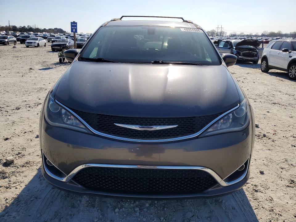 Продажа на аукционе авто 2017 Chrysler Pacifica, vin: 2C4RC1EG2HR763925, номер лота: 46904506