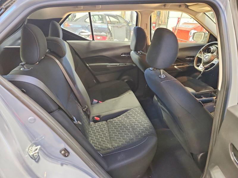 41946566 :رقم المزاد ، 3N1CP5CV5ML543627 vin ، 2021 Nissan Kicks مزاد بيع