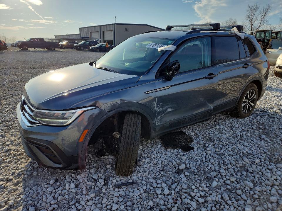 Продажа на аукционе авто 2022 Volkswagen Tiguan, vin: 3VV0B7AX1NM082826, номер лота: 47282346