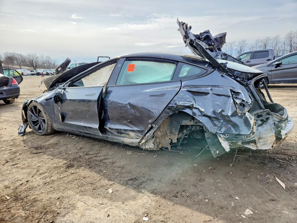 Продажа на аукционе авто 2025 Tesla Model 3, vin: 5YJ3E1ETXSF005637, номер лота: 79346555