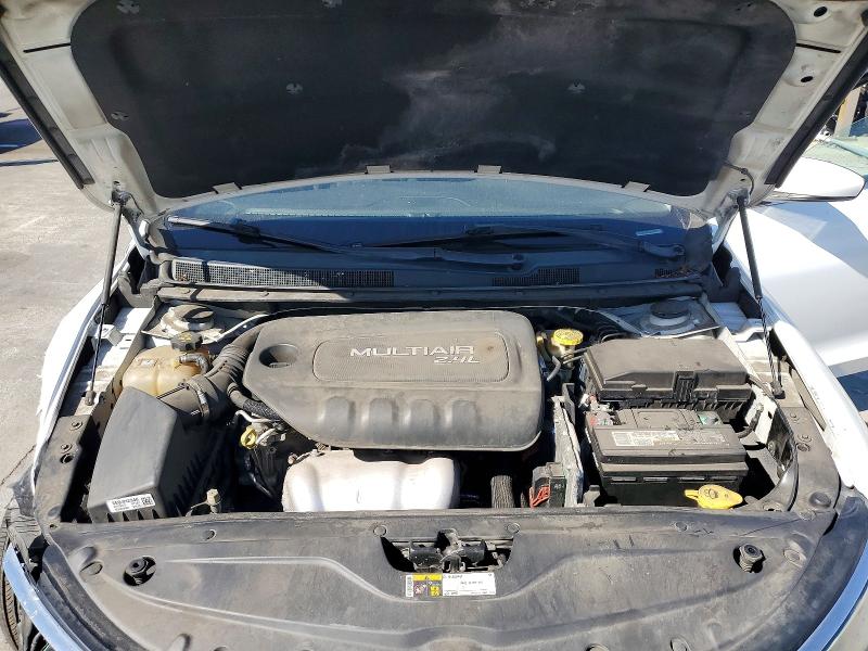 46235186 :رقم المزاد ، 1C3CCCAB6GN100997 vin ، 2016 Chrysler 200 مزاد بيع