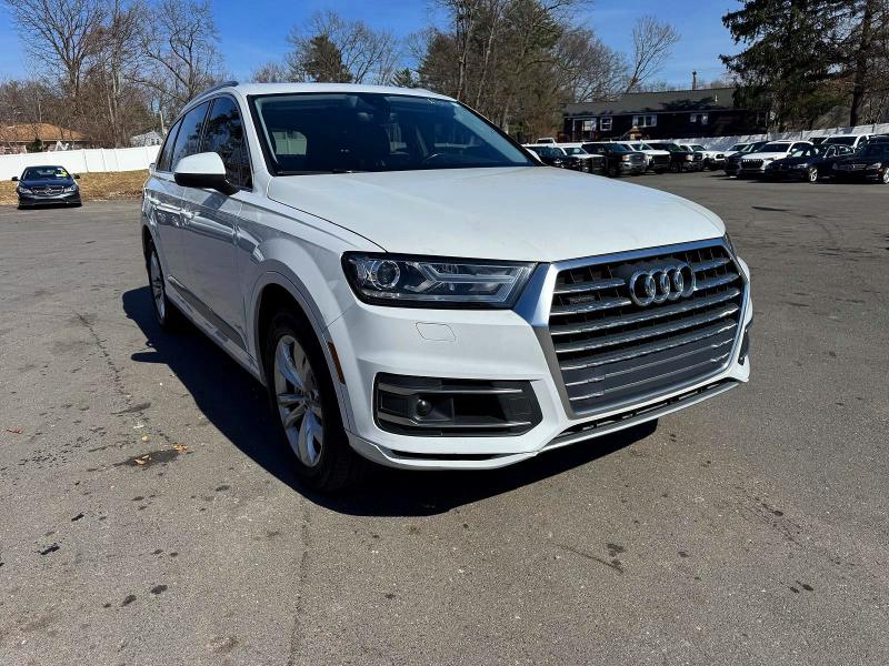 Продаж на аукціоні авто 2017 Audi Q7, vin: WA1LAAF78HD028003, номер лоту: 47843656