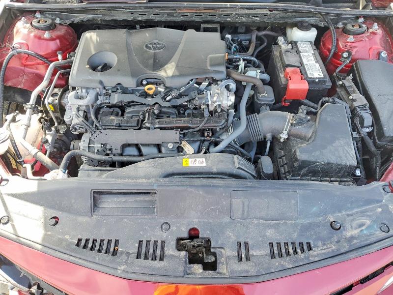 47728816 :رقم المزاد ، 4T1C11BK9NU067786 vin ، 2022 Toyota Camry مزاد بيع