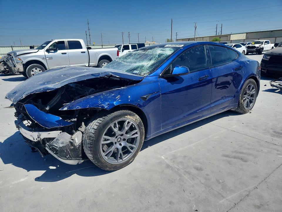 47649096 :رقم المزاد ، 5YJSA1E65MF430896 vin ، 2021 Tesla Model S مزاد بيع