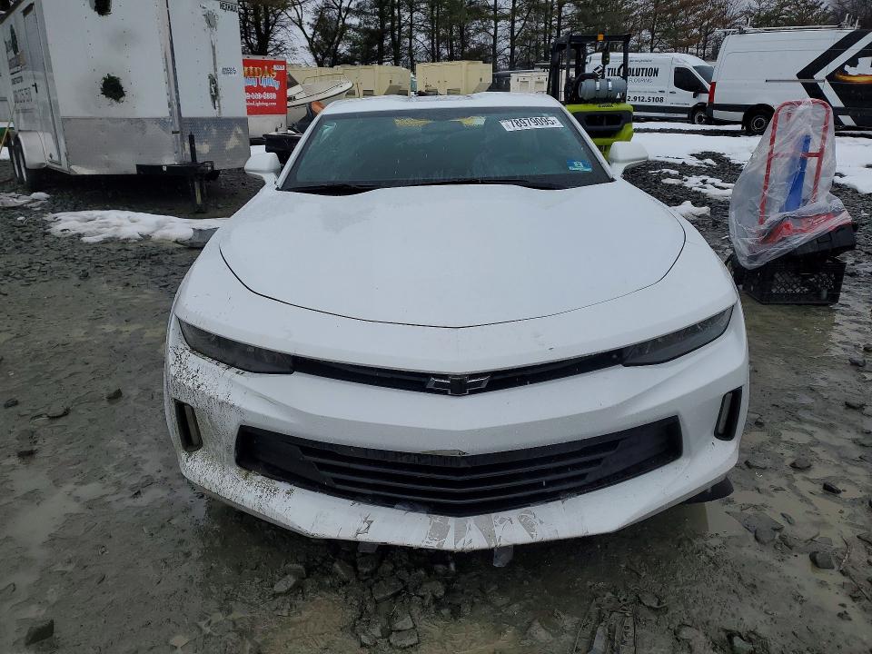 78979095 :رقم المزاد ، 1G1FB1RX6J0151705 vin ، 2018 Chevrolet Camaro مزاد بيع
