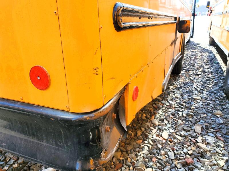 42021266 :رقم المزاد ، 4UZABRDT6CCBB4458 vin ، 2012 Freigliner Chassis مزاد بيع