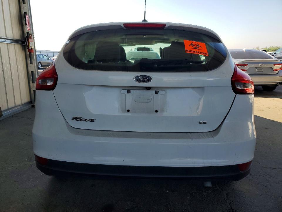 2015 Ford Focus მანქანა იყიდება აუქციონზე, vin: 1FADP3K2XFL242708, აუქციონის ნომერი: 46914256
