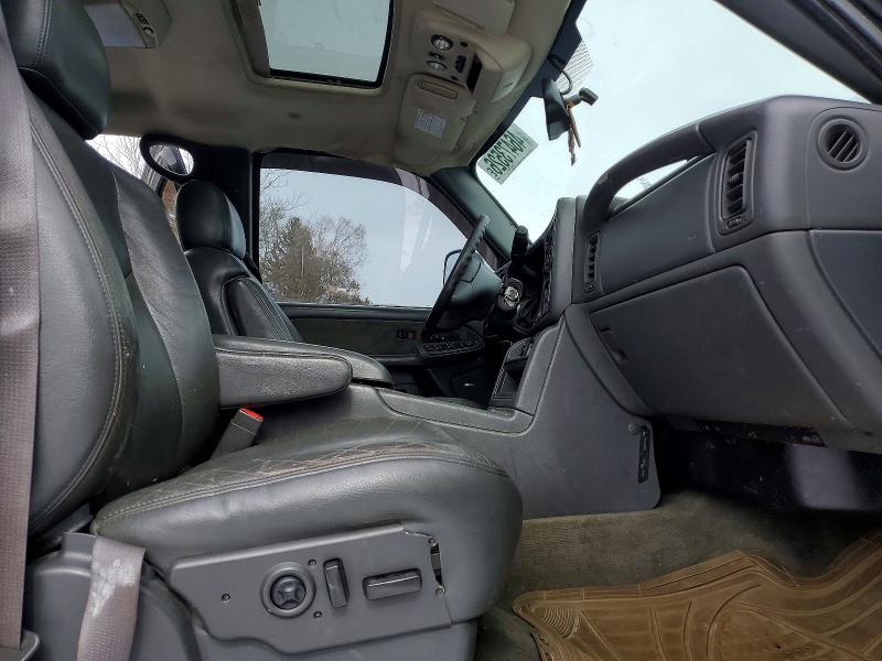 46473526 :رقم المزاد ، 1GCHK23D17F117343 vin ، 2007 Chevrolet 1500 Silve مزاد بيع