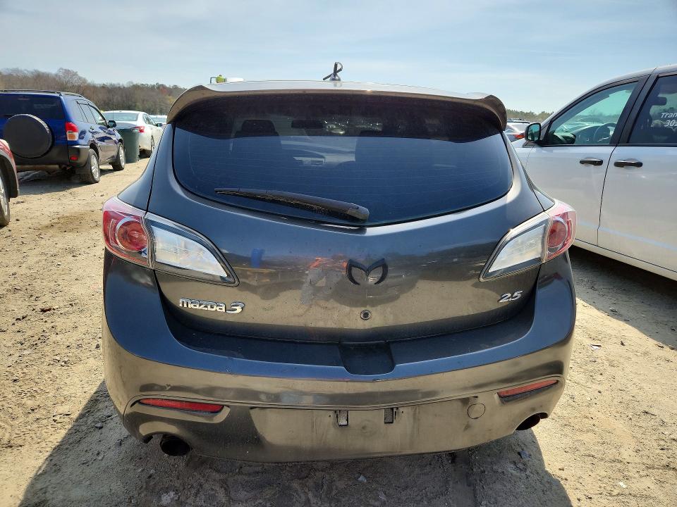 47938166 :رقم المزاد ، JM1BL1K65B1465300 vin ، 2011 Mazda 3 مزاد بيع