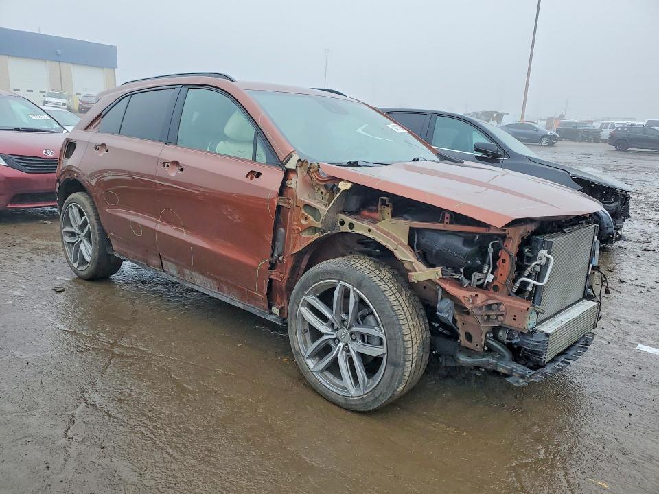 79492995 :رقم المزاد ، 1GYFZFR44LF035810 vin ، 2020 Cadillac Xt4 مزاد بيع
