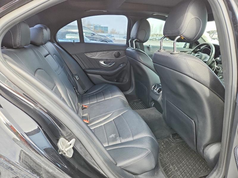 2015 Mercedes-benz C მანქანა იყიდება აუქციონზე, vin: 55SWF4KB7FU053639, აუქციონის ნომერი: 46037356