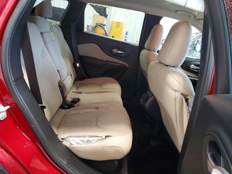 46289456 :رقم المزاد ، 1C4PJMCS7HW504442 vin ، 2017 Jeep Cherokee مزاد بيع