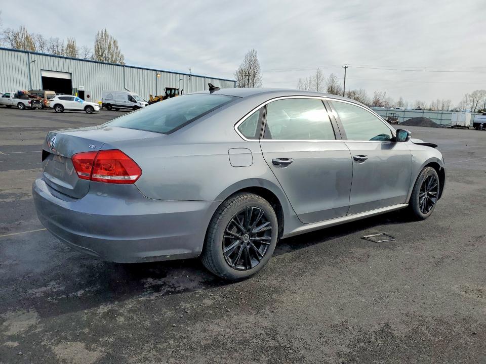 Продаж на аукціоні авто 2015 Volkswagen Passat, vin: 1VWAT7A34FC105285, номер лоту: 47895616