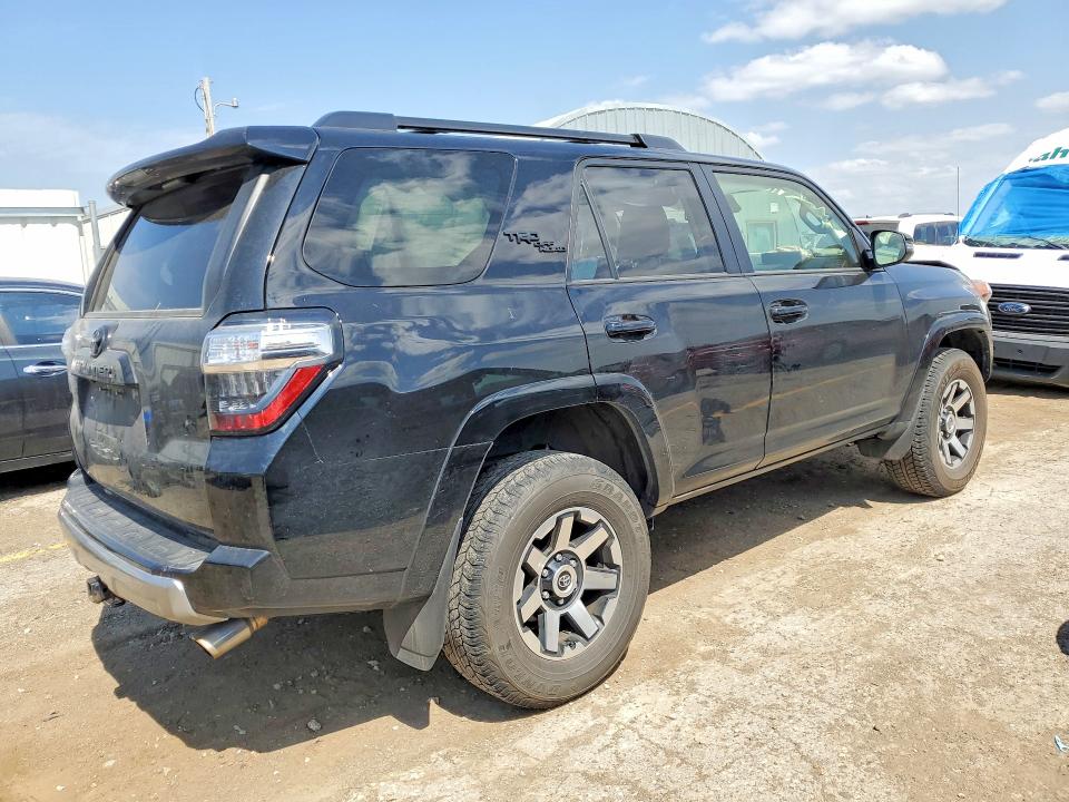 48208156 :رقم المزاد ، JTERU5JRXP6141456 vin ، 2023 Toyota 4runner مزاد بيع