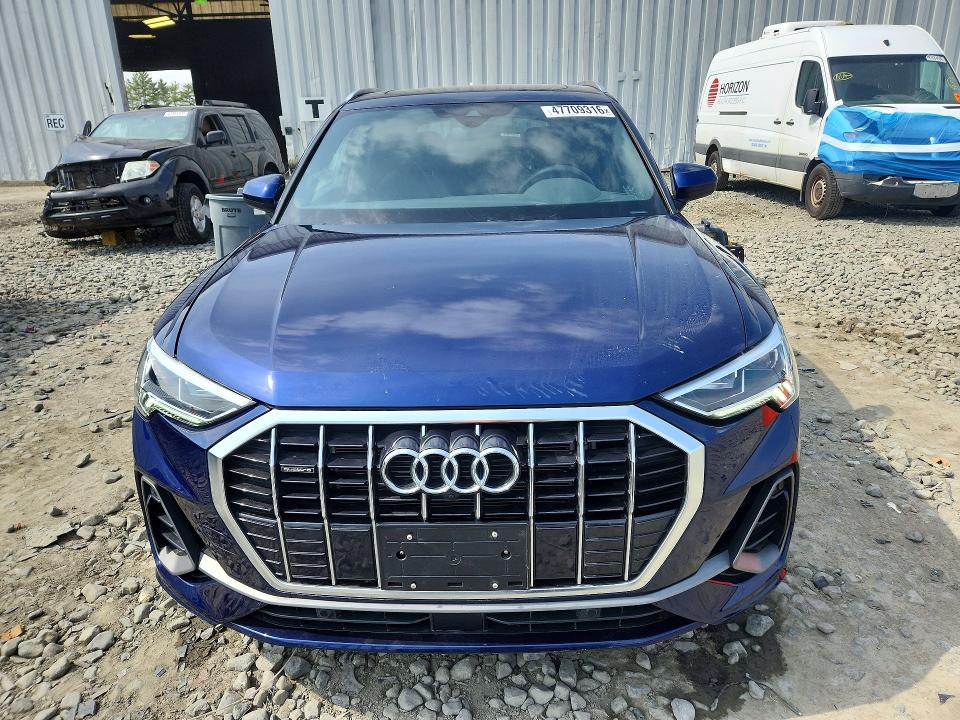 47709316 :رقم المزاد ، WA1EECF37P1022540 vin ، 2023 Audi Q3 مزاد بيع