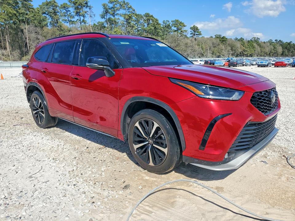 2022 Toyota Highlander მანქანა იყიდება აუქციონზე, vin: 5TDLZRAH2NS114498, აუქციონის ნომერი: 79457945