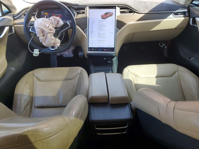 2015 Tesla Model S მანქანა იყიდება აუქციონზე, vin: 5YJSA1H27FFP70191, აუქციონის ნომერი: 46552966