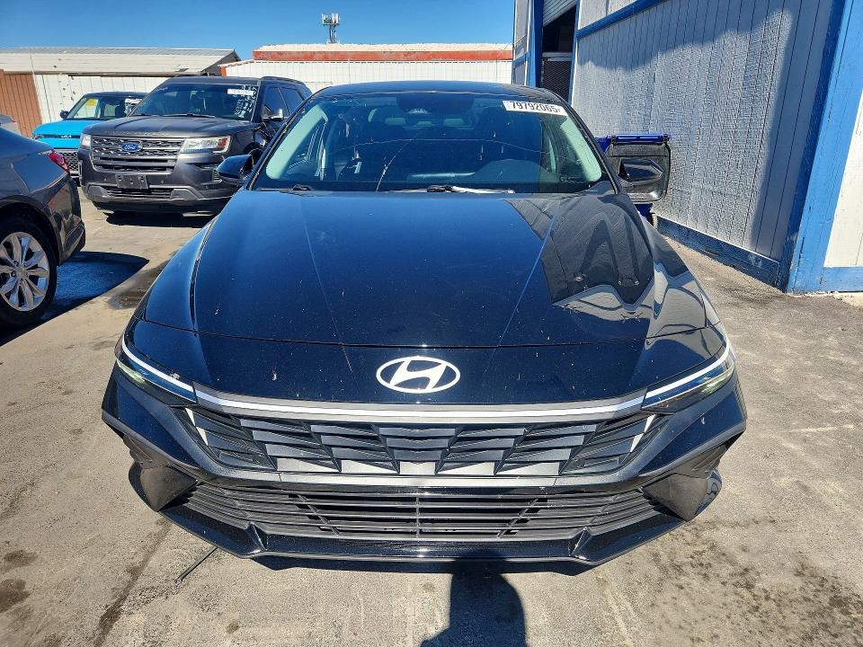 Продажа на аукционе авто 2024 Hyundai Elantra, vin: KMHLM4DG8RU835118, номер лота: 79792065