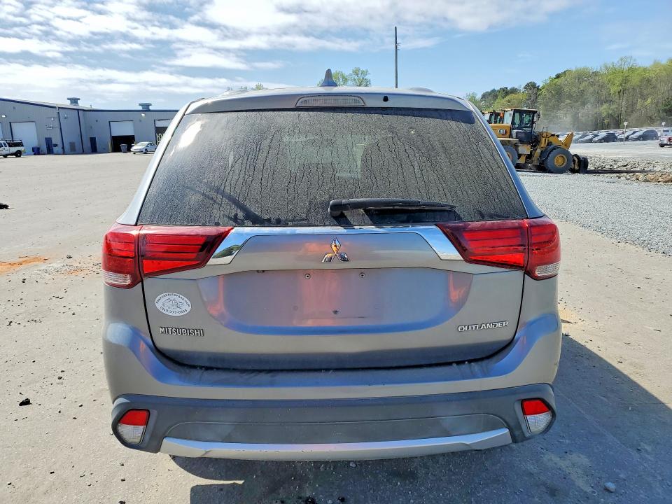 Продаж на аукціоні авто 2018 Mitsubishi Outlander, vin: JA4AD2A36JZ039230, номер лоту: 47409026
