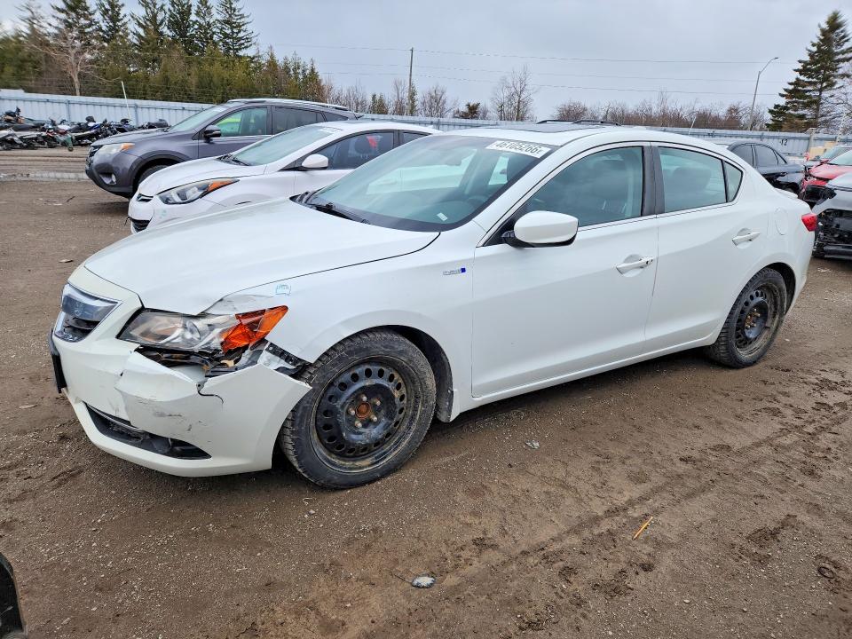 46105266 :رقم المزاد ، 19VDE3F72EE400044 vin ، 2014 Acura Ilx مزاد بيع