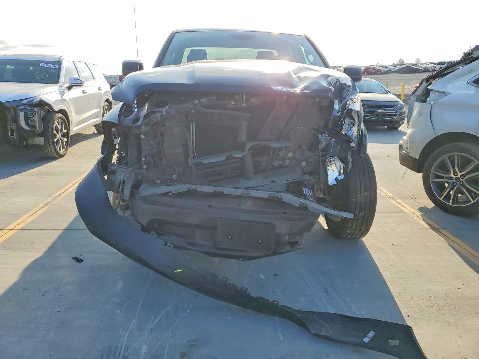 Aukcja sprzedaży 2018 Ram 1500, vin: 1C6RR6FG1JS262045, numer aukcji: 49399676