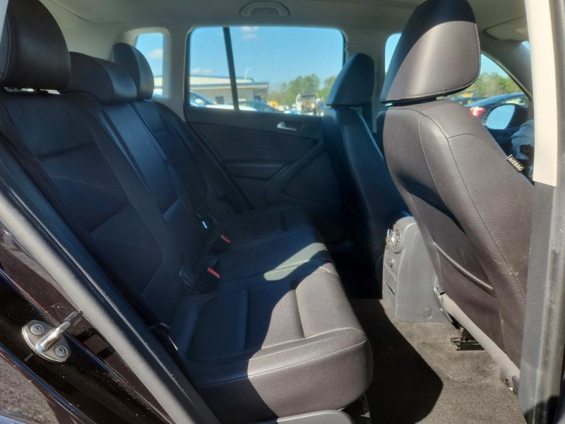 2017 Volkswagen Tiguan მანქანა იყიდება აუქციონზე, vin: WVGAV7AX8HW503614, აუქციონის ნომერი: 41704256