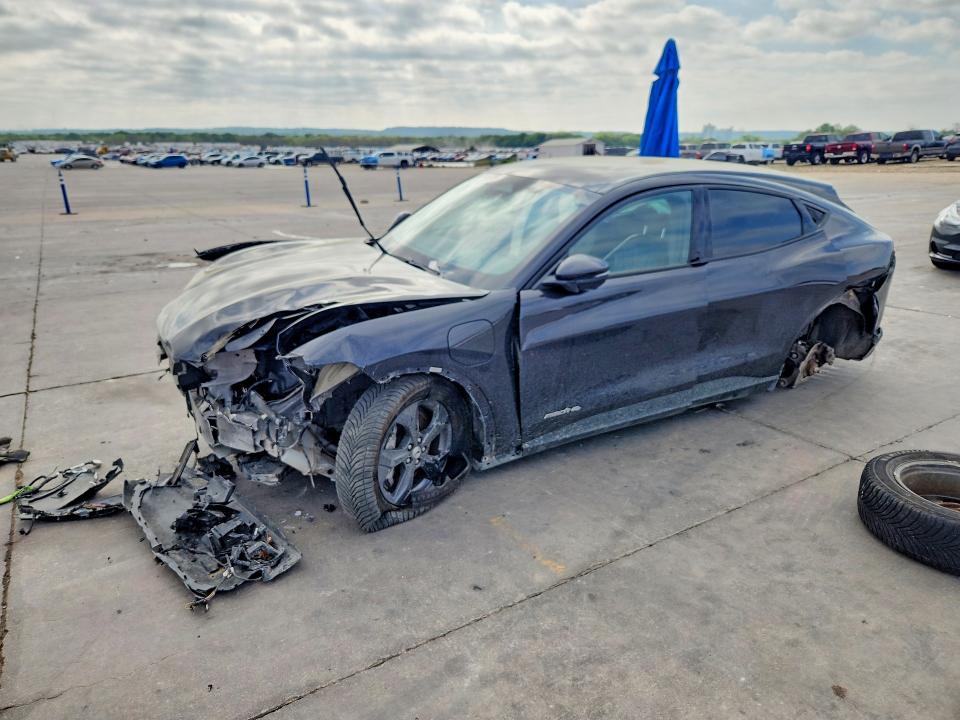 2021 Ford Mustang Mach-e მანქანა იყიდება აუქციონზე, vin: 3FMTK1SSXMMA53752, აუქციონის ნომერი: 47625686