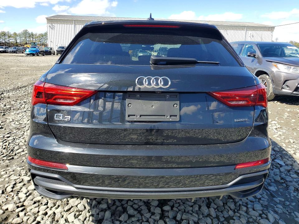 46363616 :رقم المزاد ، WA1EECF33M1129449 vin ، 2021 Audi Q3 مزاد بيع
