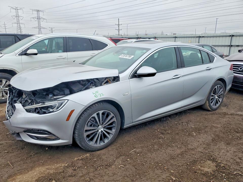 41816796 :رقم المزاد ، W04GR6SX9J1099487 vin ، 2018 Buick Regal مزاد بيع